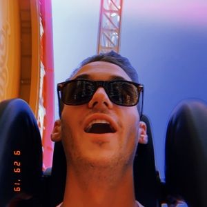 Meet your Posher, Nico